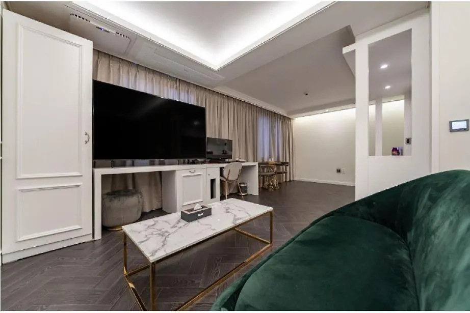 Morning Calm Hotel 인천